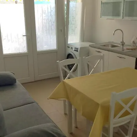 Seaview Lukic Apartamento