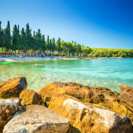 Apartamento Seaview Lukic *