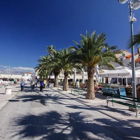 Seaview Lukic Apartamento Supetar